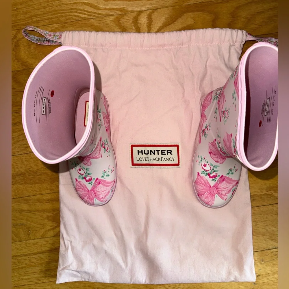 Hunter x LoveShackFancy First Classic Rain Boot - Picture 3 of 6